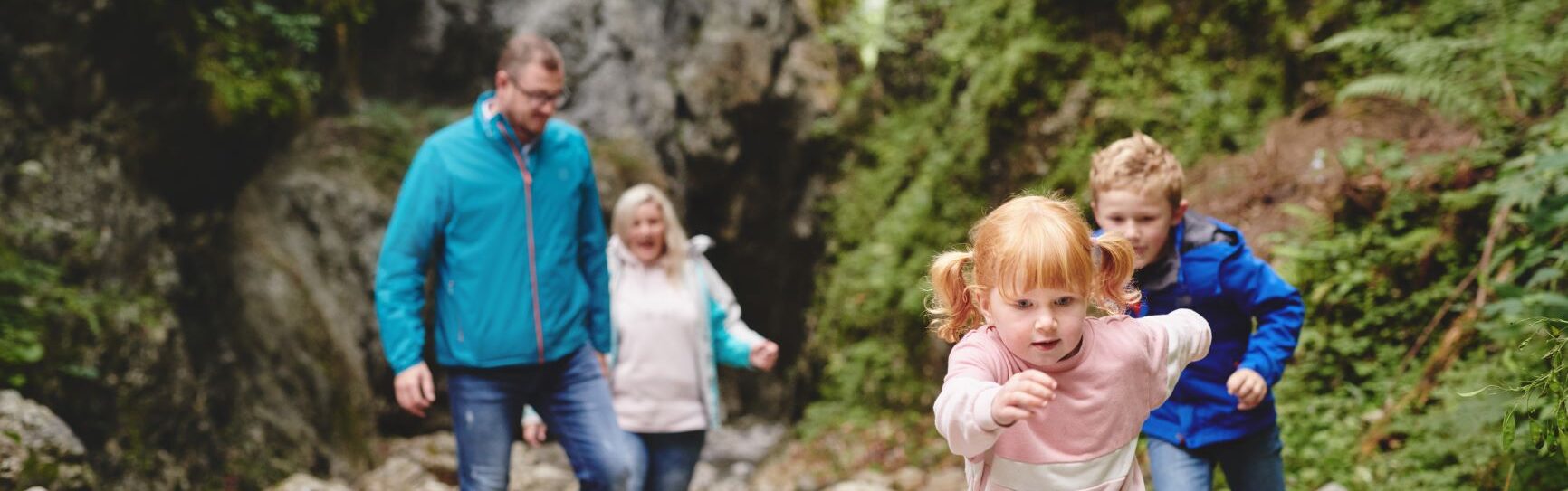 27 rz Familienausflug Rosslochklamm Naturpark Muerzer Oberland MIK8613 kl c obersteierstark.at MKoenigshofer e1773071105107
